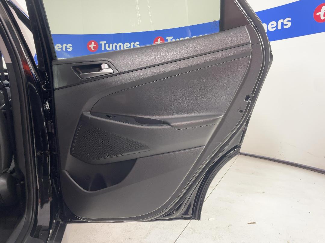 Photo '19' of Hyundai Tucson