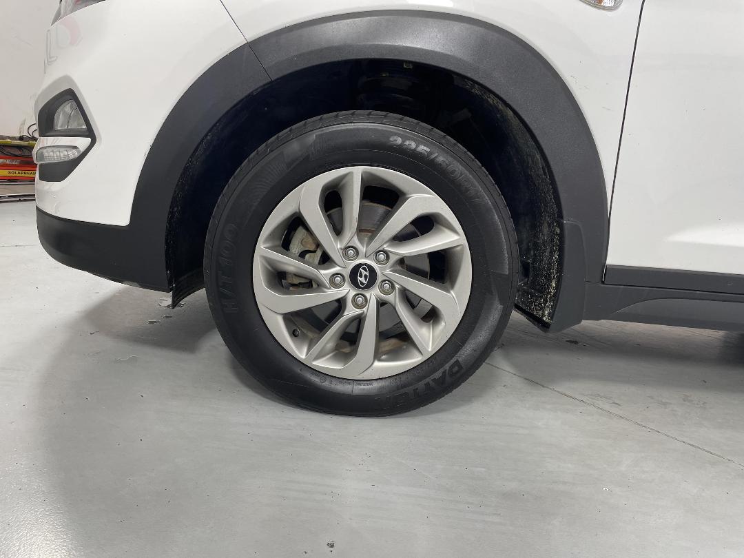 Photo '10' of Hyundai Tucson