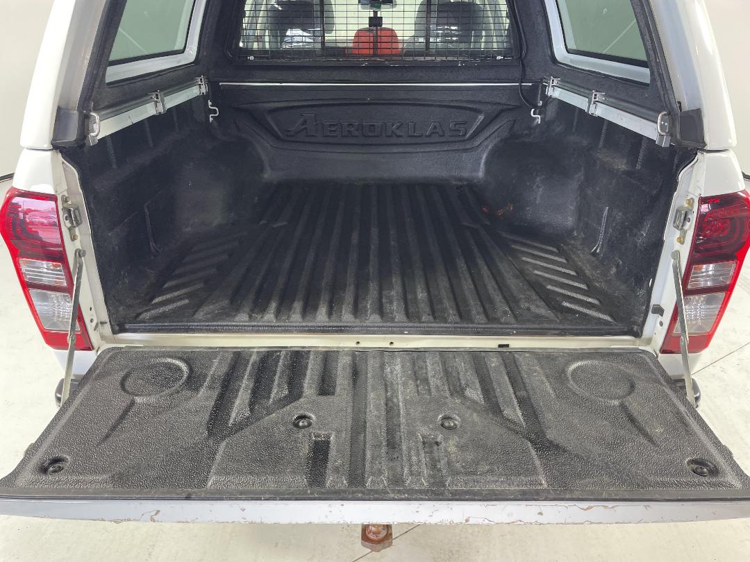 Photo '14' of Isuzu D-MAX