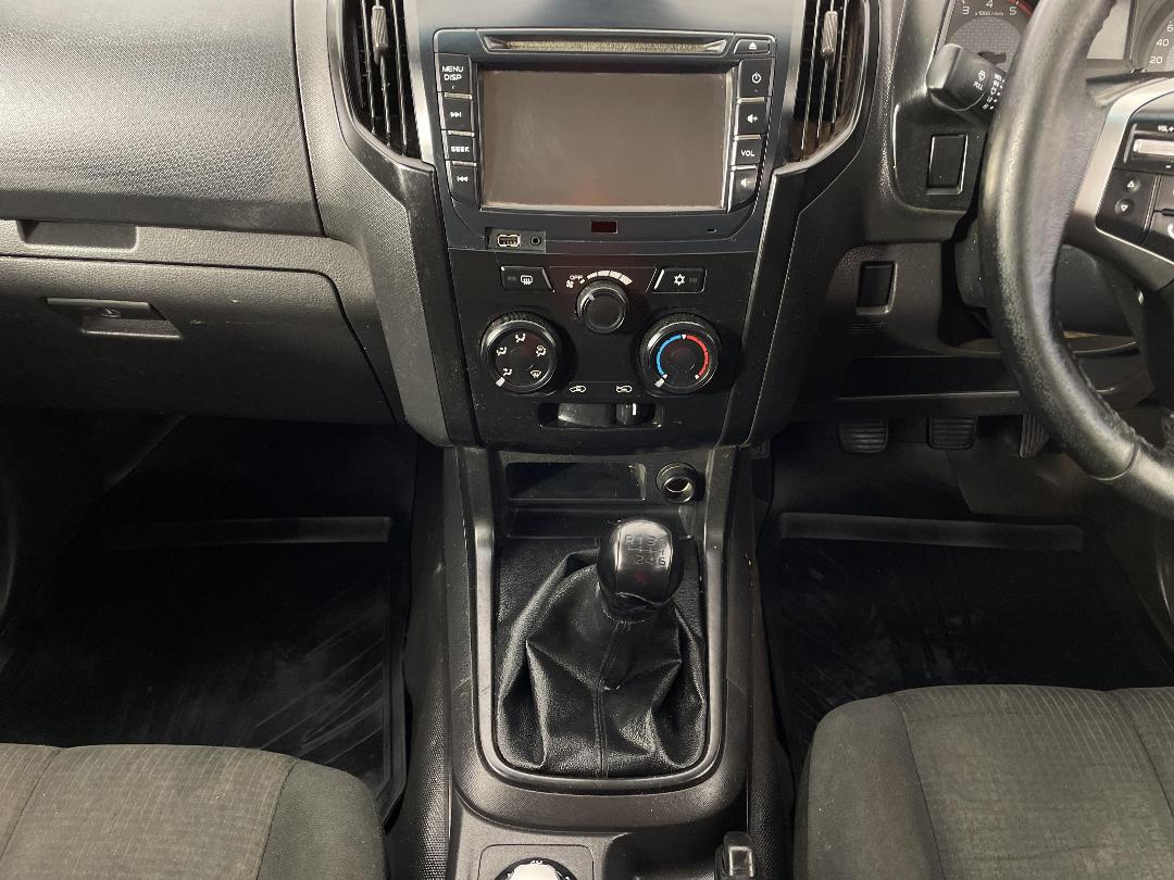 Photo '18' of Isuzu D-MAX