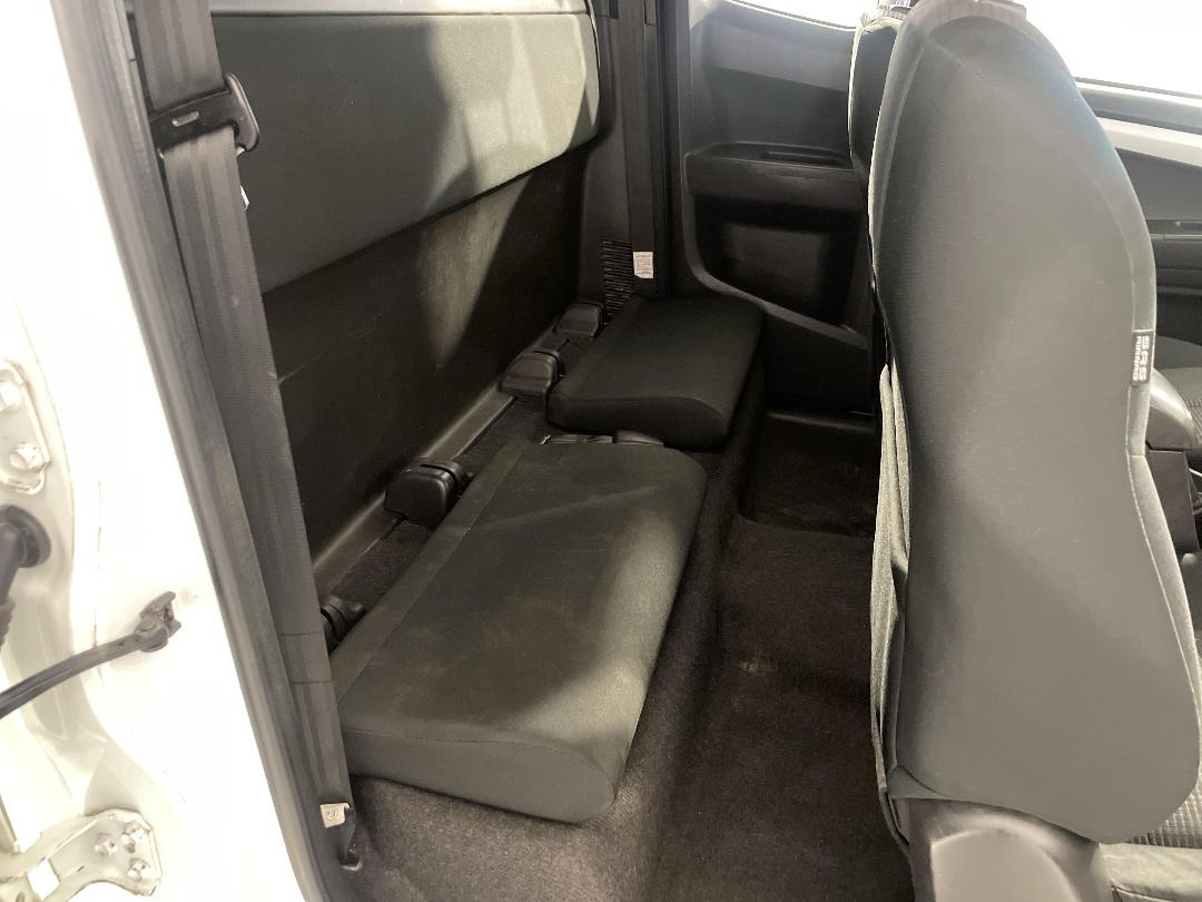 Photo '20' of Isuzu D-MAX Photo '20' of Isuzu D-MAX