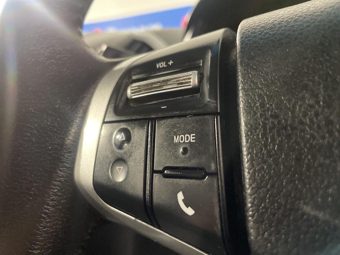 Photo '26' of Isuzu D-MAX Photo '26' of Isuzu D-MAX