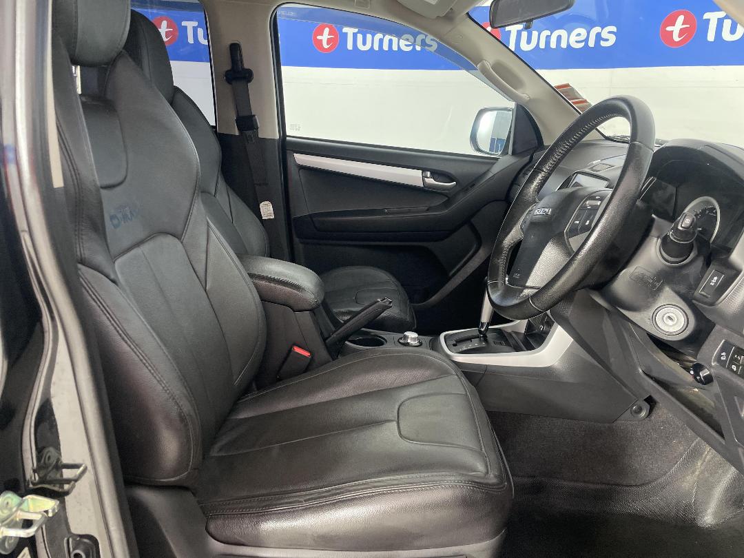 Photo '16' of Isuzu D-MAX