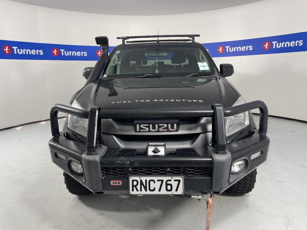 Photo '2' of Isuzu D-MAX Photo '2' of Isuzu D-MAX