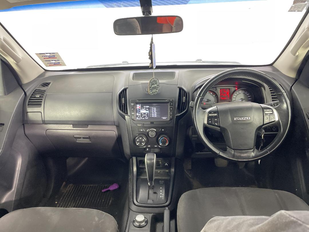 Photo '17' of Isuzu D-MAX Photo '17' of Isuzu D-MAX