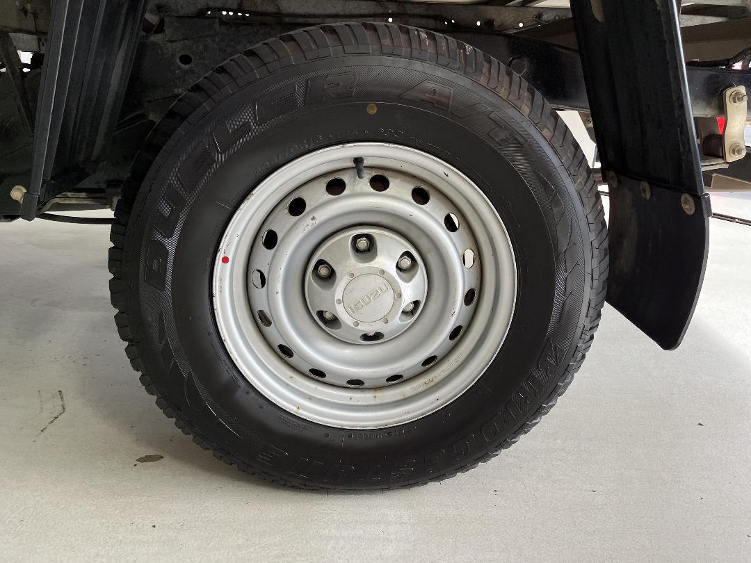 Photo '11' of Isuzu D-MAX Photo '11' of Isuzu D-MAX