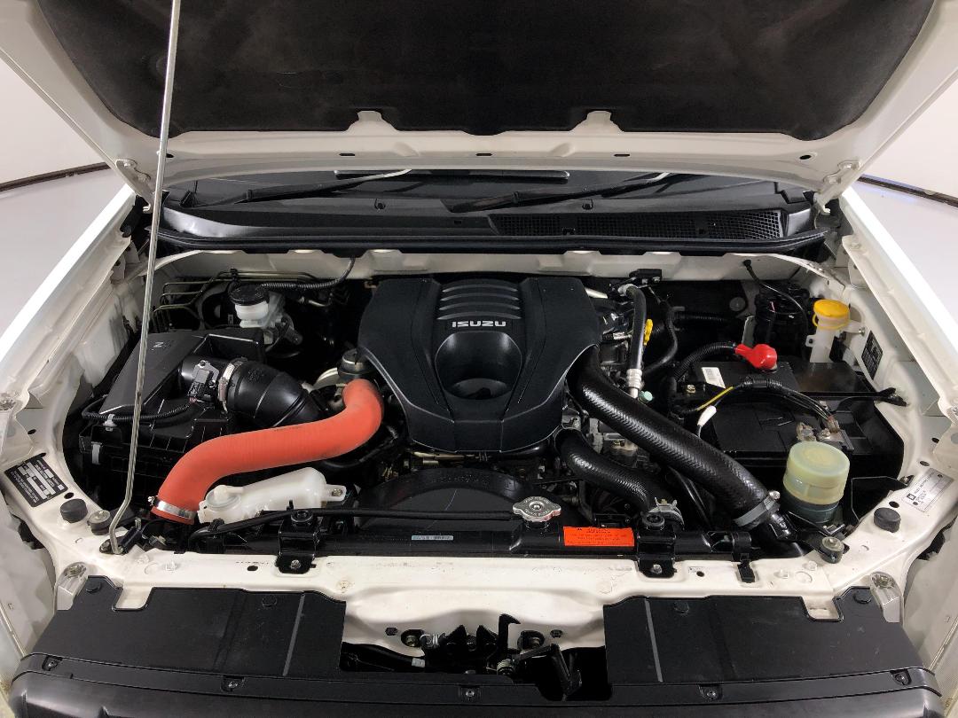 Photo '13' of Isuzu D-MAX