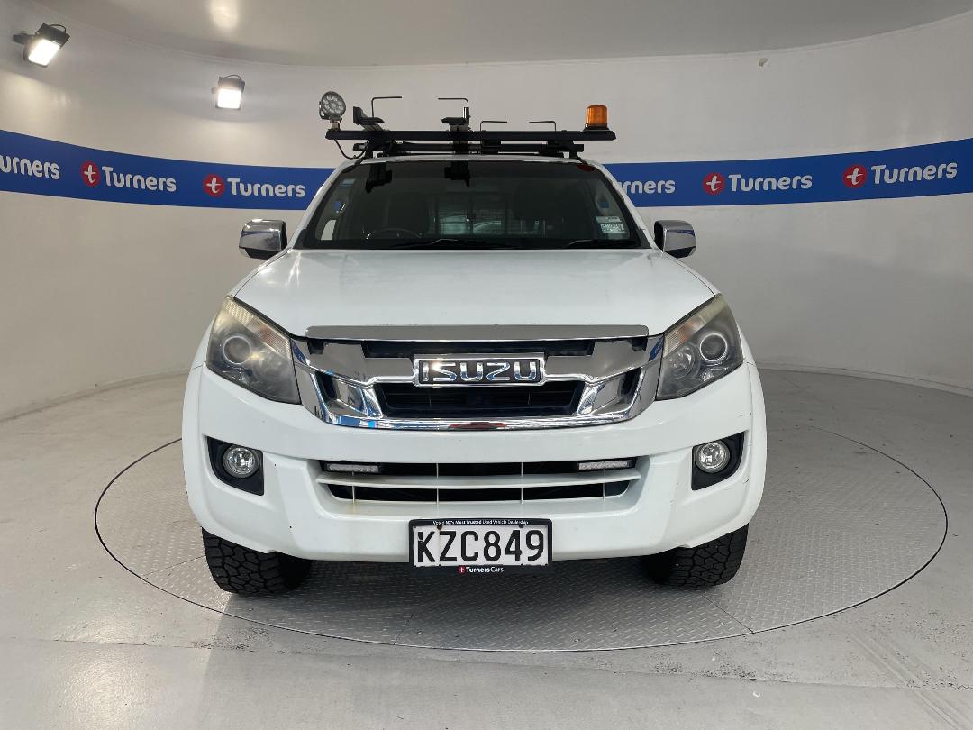 Photo '2' of Isuzu D-MAX Photo '2' of Isuzu D-MAX