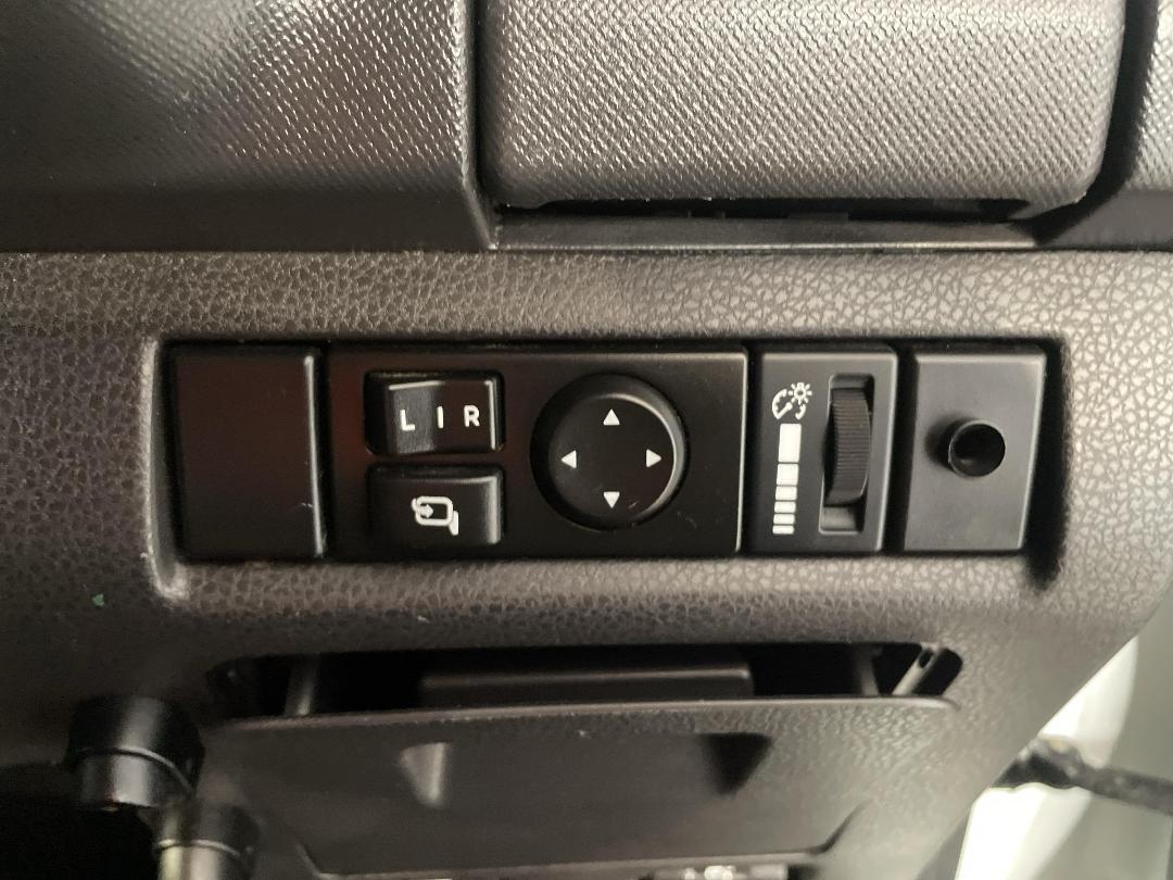 Photo '24' of Isuzu D-MAX Photo '24' of Isuzu D-MAX