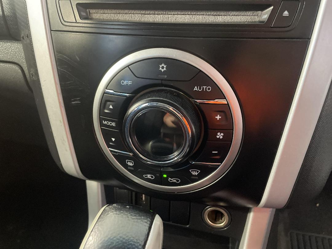 Photo '30' of Isuzu D-MAX Photo '30' of Isuzu D-MAX