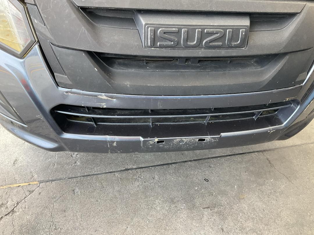 Photo '4' of Isuzu D-MAX LX Space