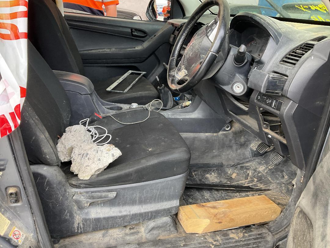 Photo '8' of Isuzu D-MAX LX Space