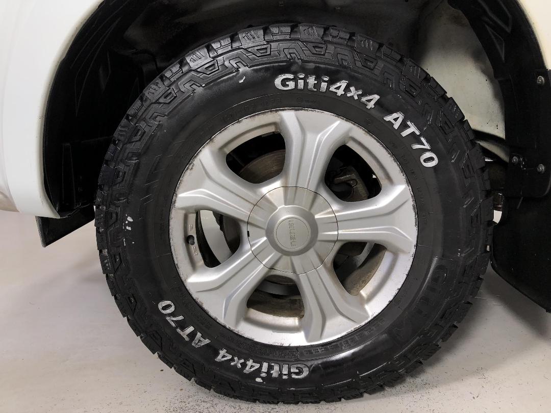 Photo '10' of Isuzu D-MAX Photo '10' of Isuzu D-MAX