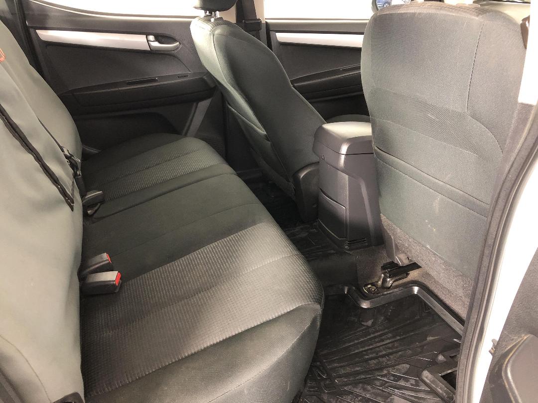 Photo '20' of Isuzu D-MAX Photo '20' of Isuzu D-MAX