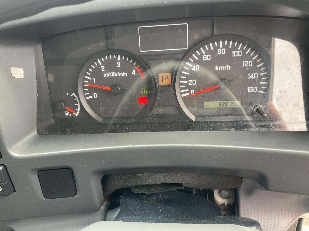 Photo '14' of Isuzu ELF Chiller