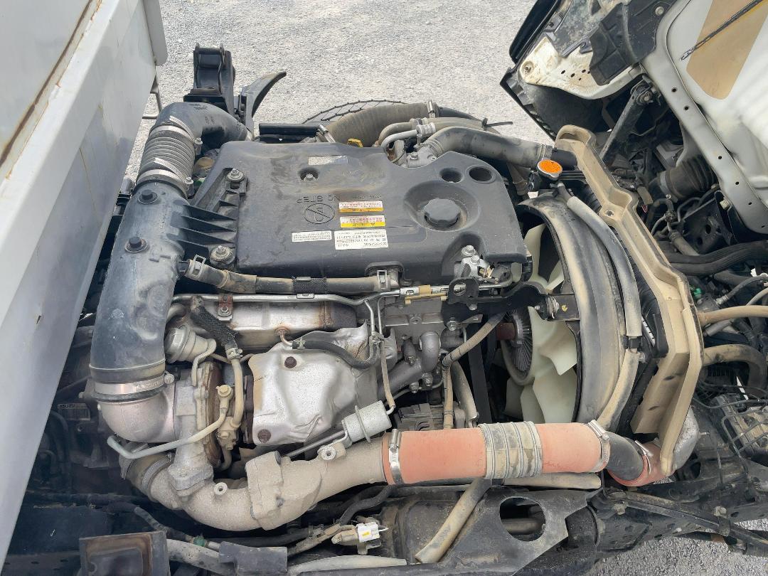 Photo '17' of Isuzu ELF 4X2 FLATDECK Tipper