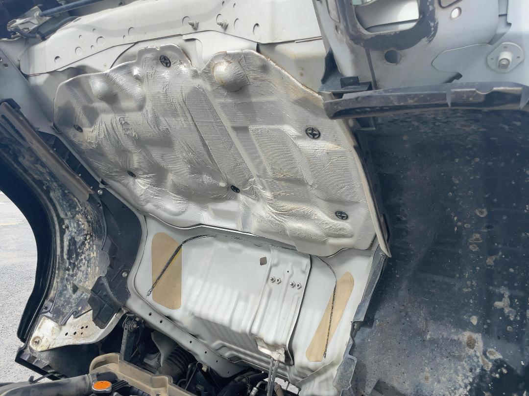 Photo '18' of Isuzu ELF 4X2 FLATDECK Tipper