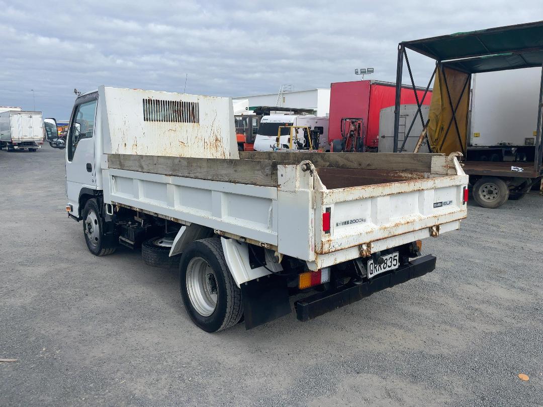 Photo '6' of Isuzu ELF 4X2 FLATDECK Tipper