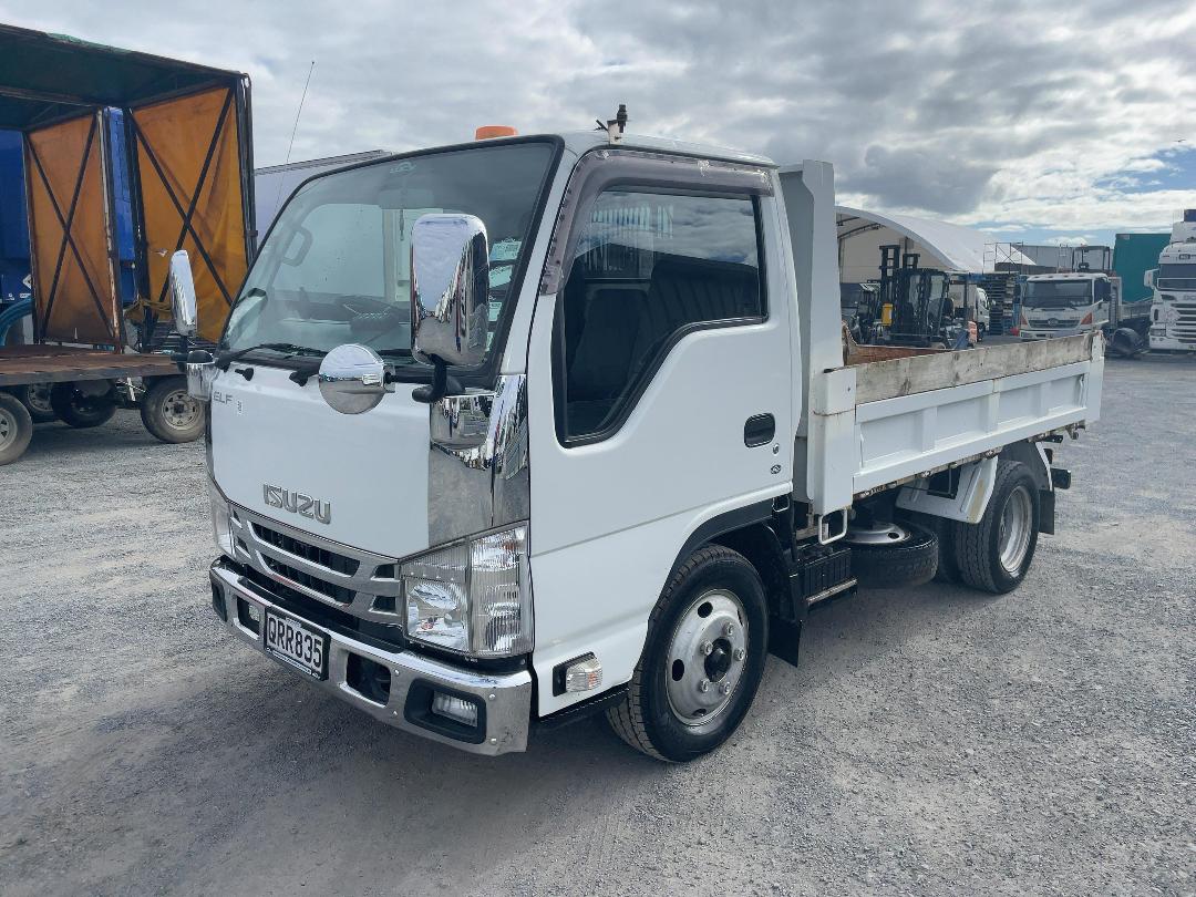Photo '9' of Isuzu ELF 4X2 FLATDECK Tipper