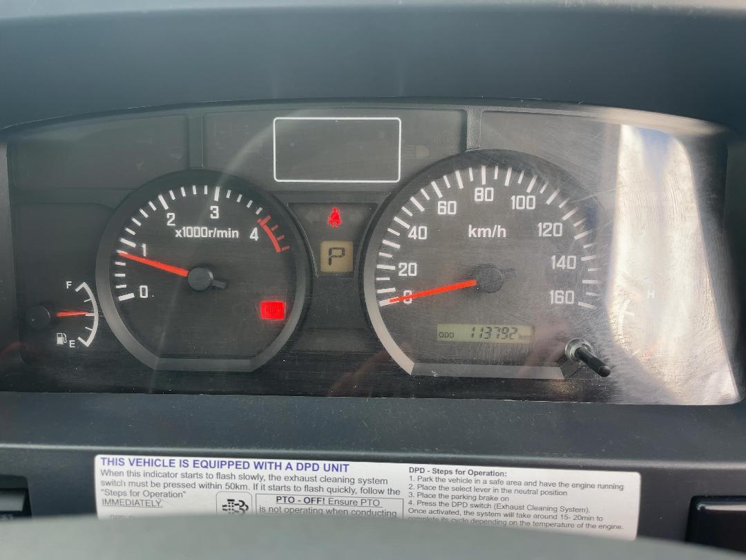 Photo '12' of Isuzu ELF 4X2 FLATDECK Tipper