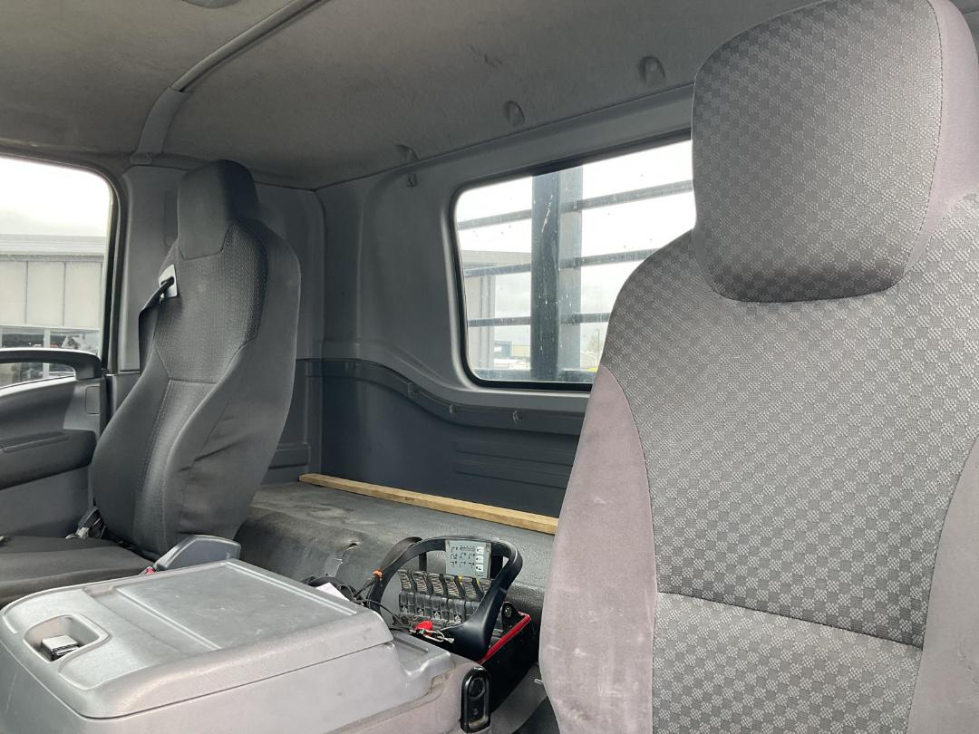 Photo '22' of Isuzu F Series FVZ1400M Flat Deck Crane