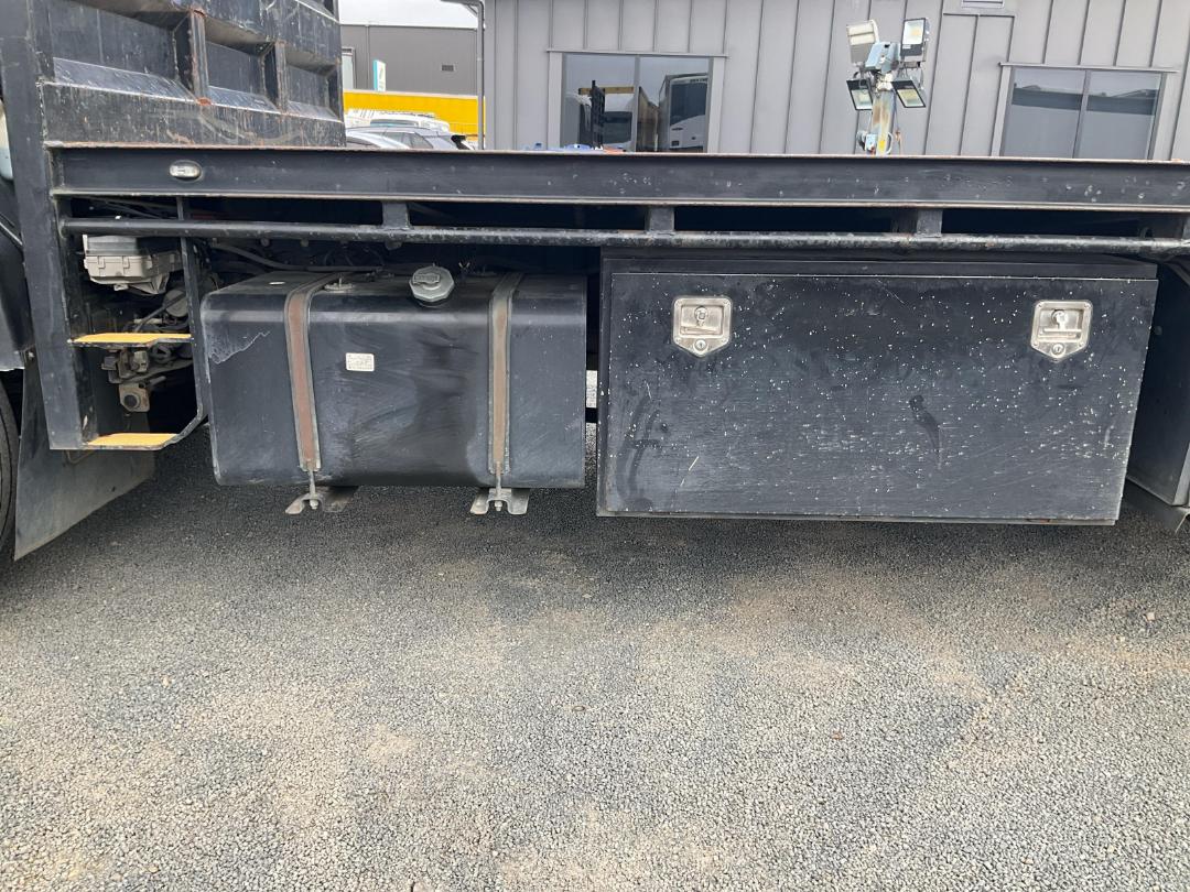 Photo '24' of Isuzu F Series FVZ1400M Flat Deck Crane