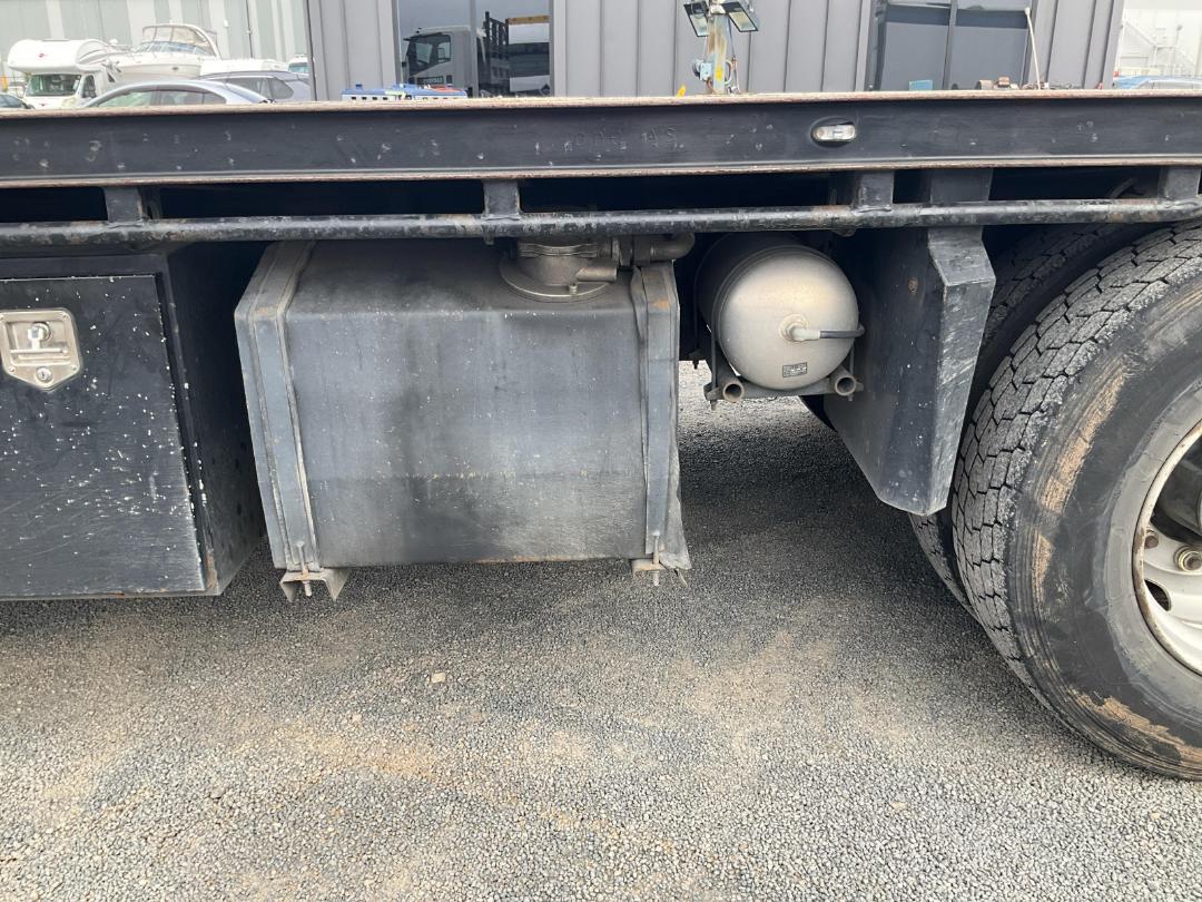 Photo '25' of Isuzu F Series FVZ1400M Flat Deck Crane