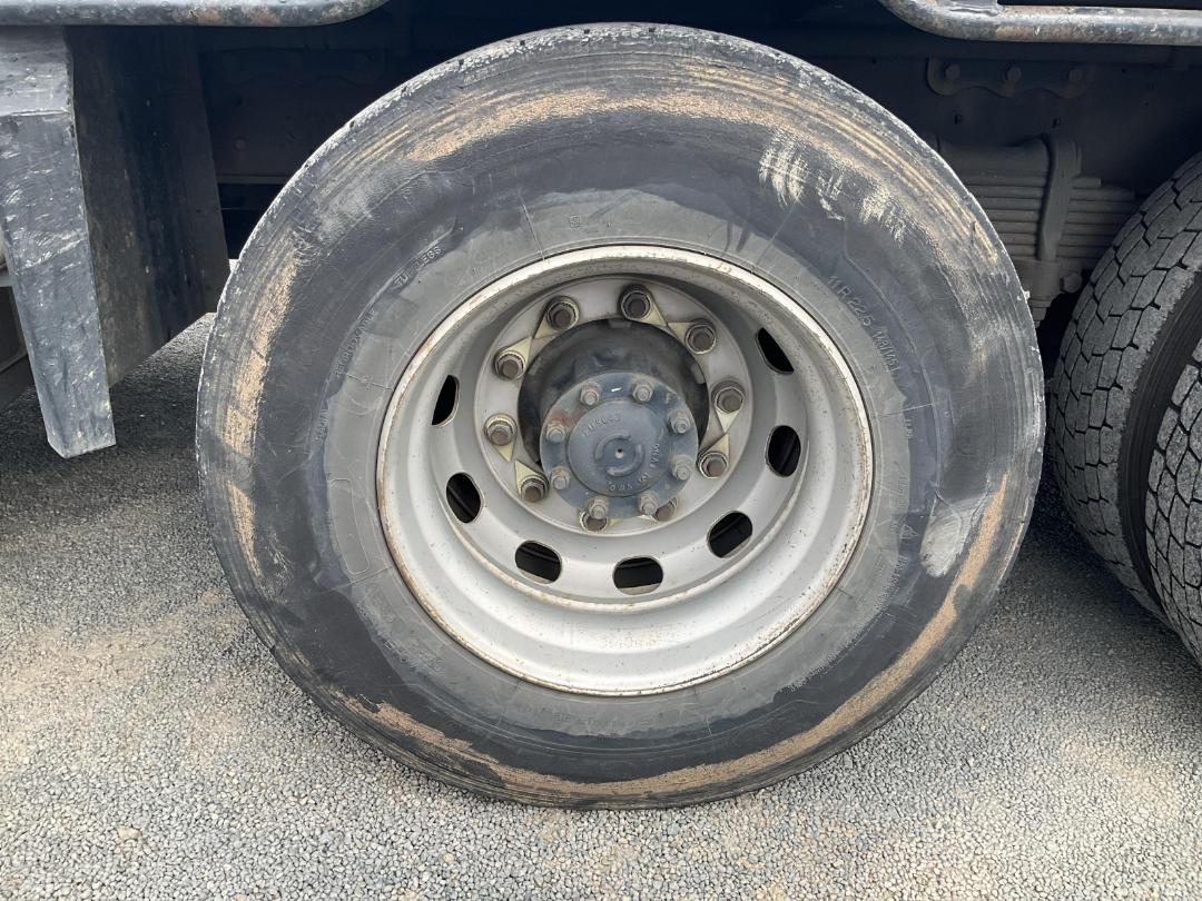 Photo '46' of Isuzu F Series FVZ1400M Flat Deck Crane