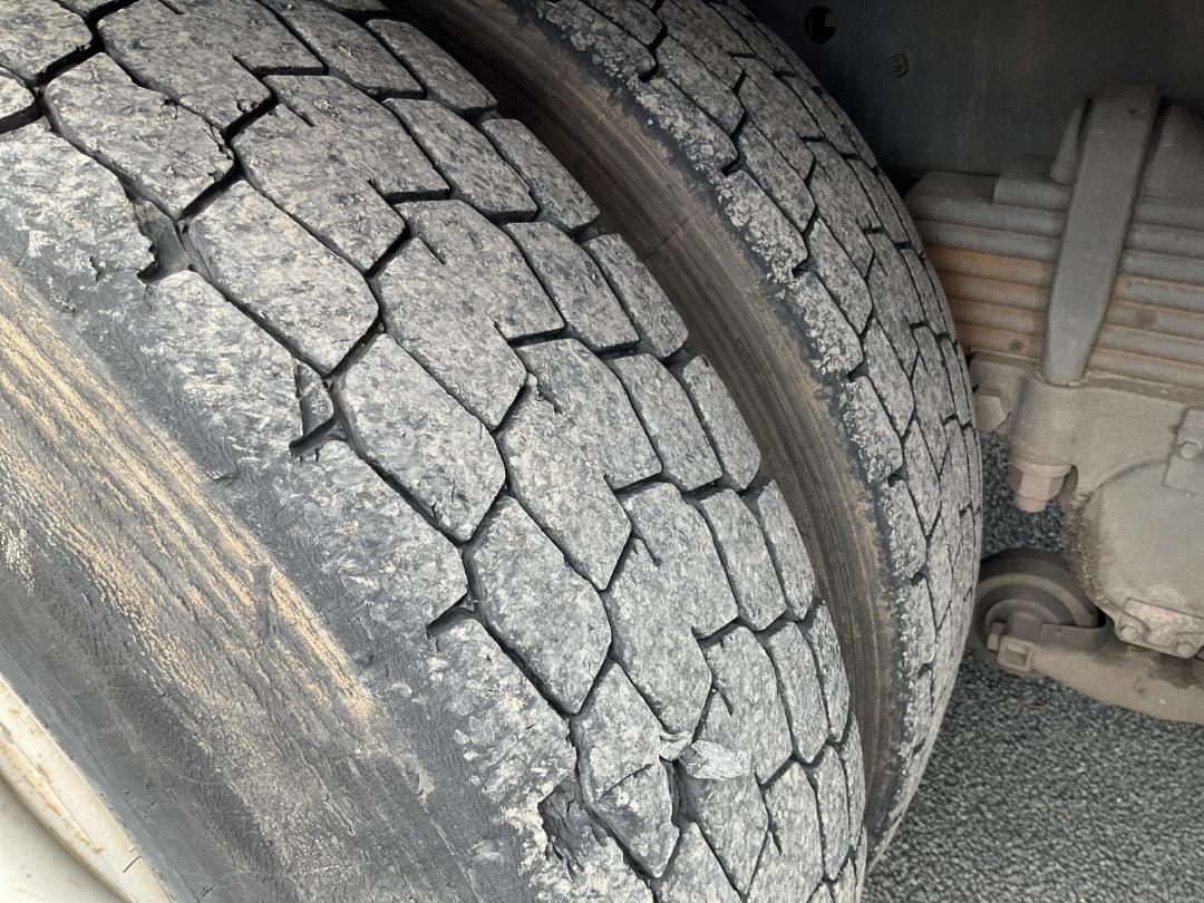 Photo '47' of Isuzu F Series FVZ1400M Flat Deck Crane