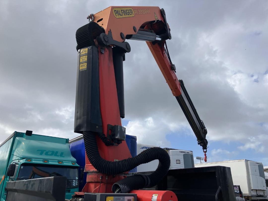 Photo '31' of Isuzu F Series FVZ1400M Flat Deck Crane