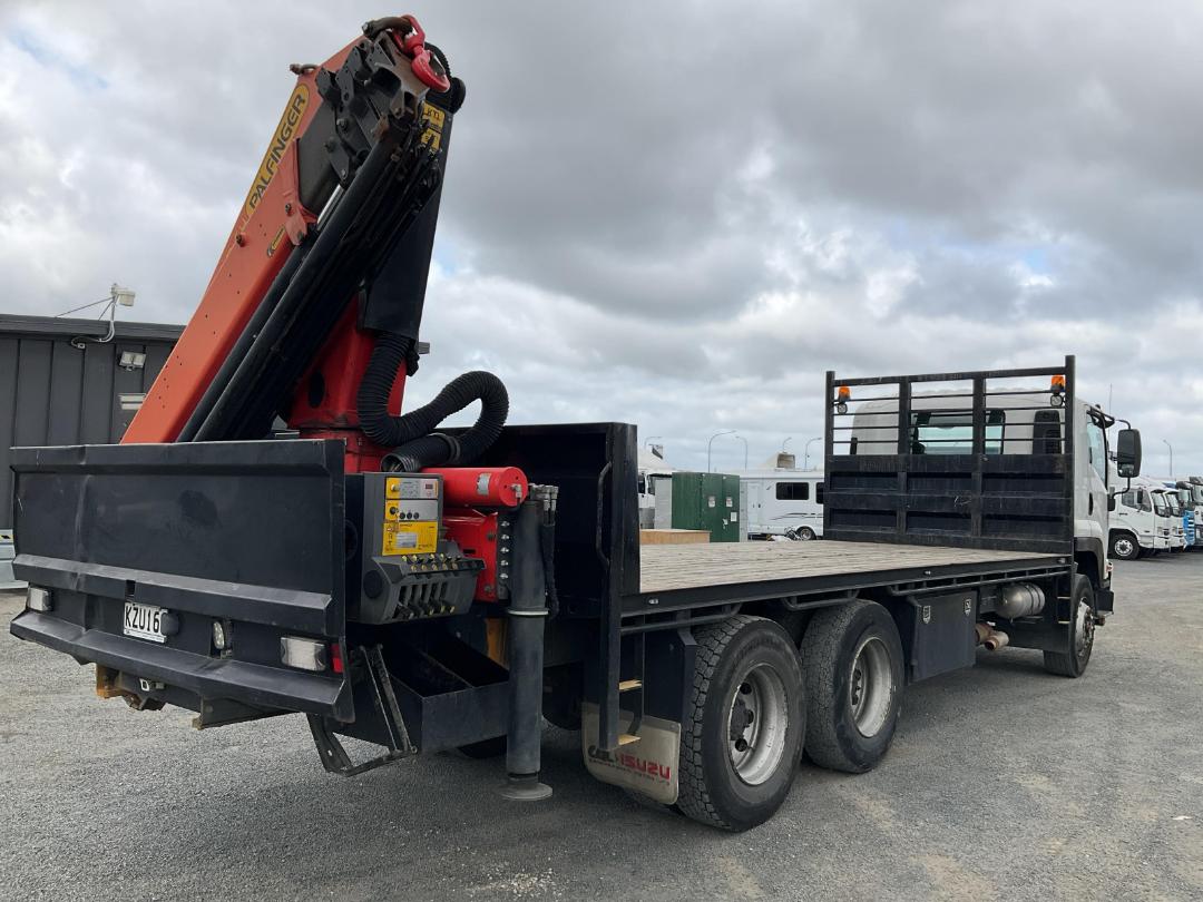 Photo '4' of Isuzu F Series FVZ1400M Flat Deck Crane