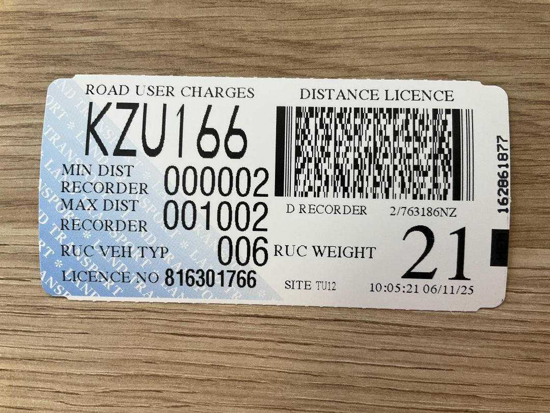 Photo '39' of Isuzu F Series FVZ1400M Flat Deck Crane