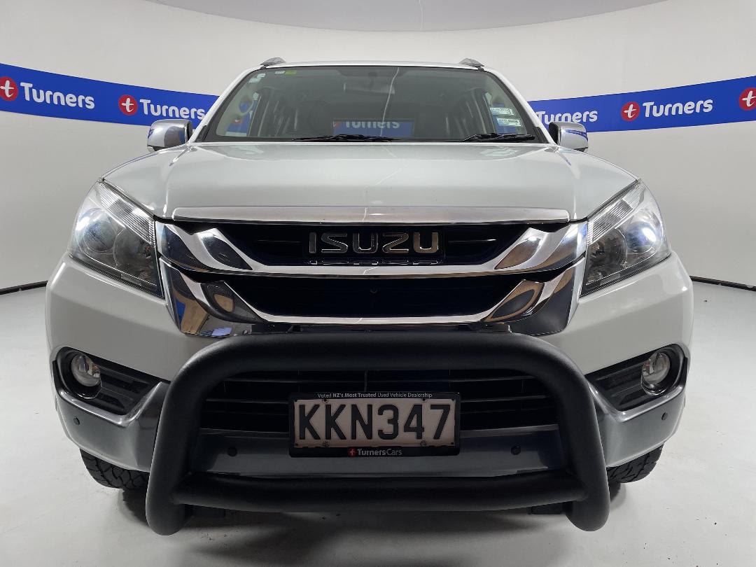 Photo '2' of Isuzu MU-X