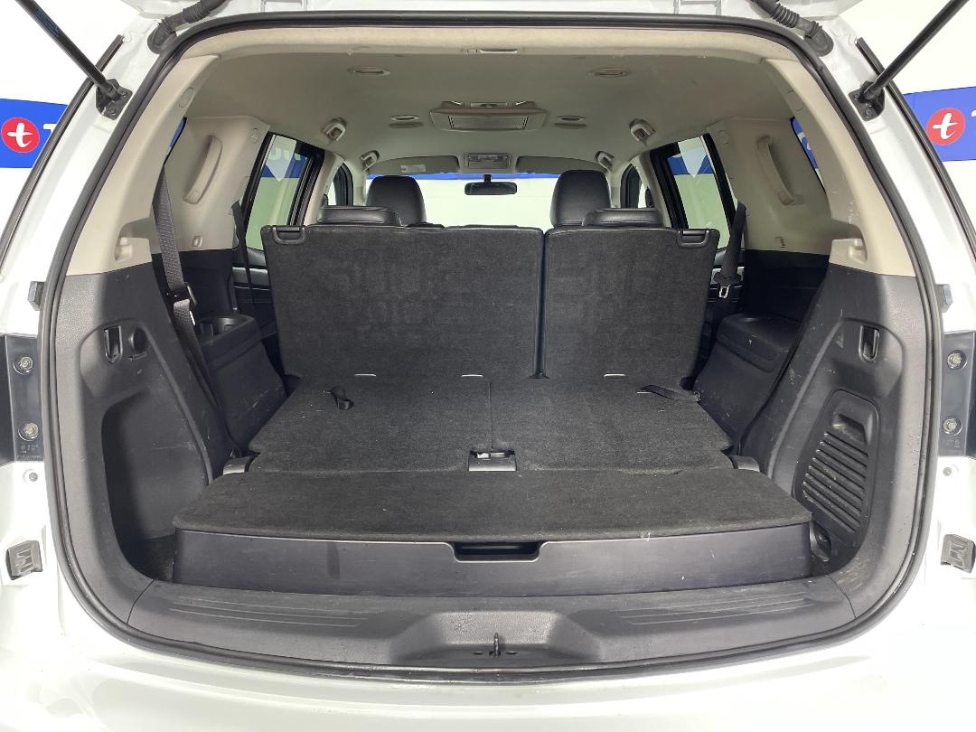 Photo '14' of Isuzu MU-X