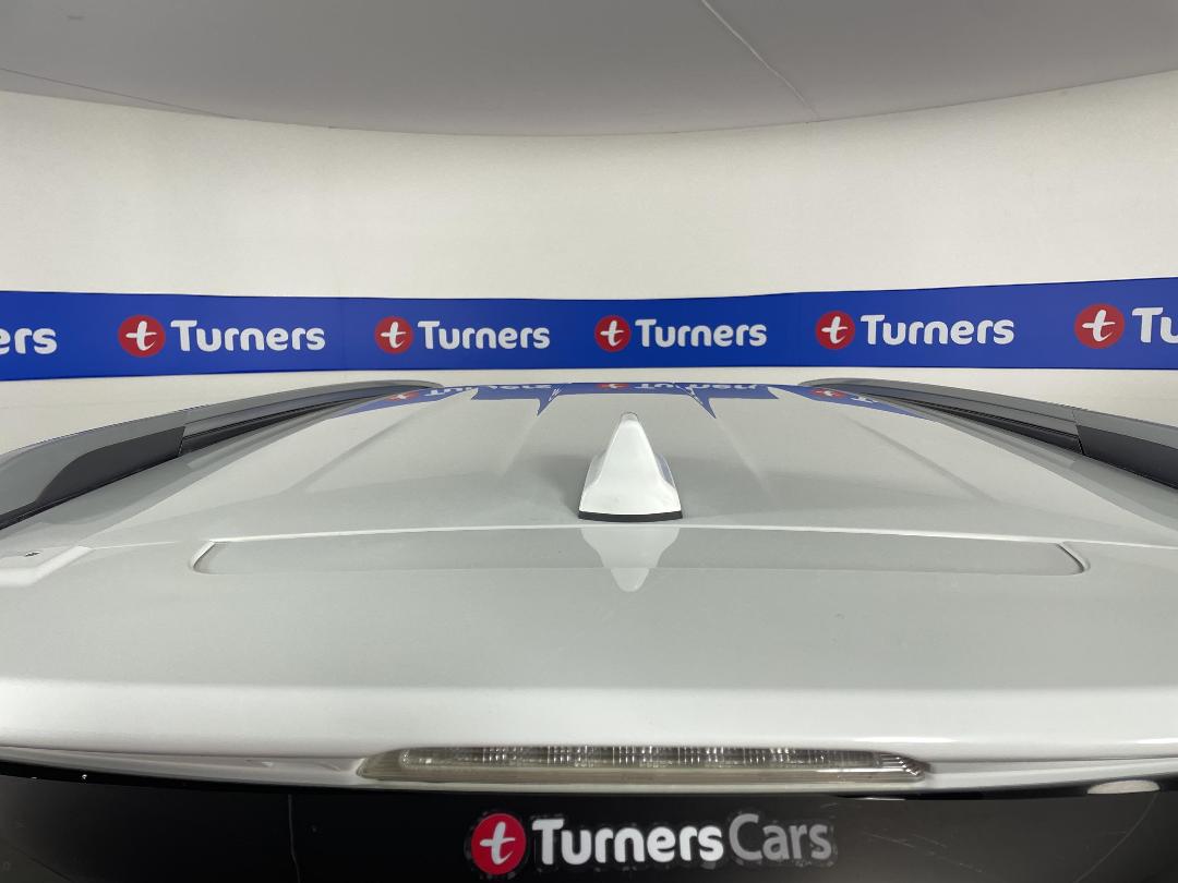 Photo '31' of Isuzu MU-X