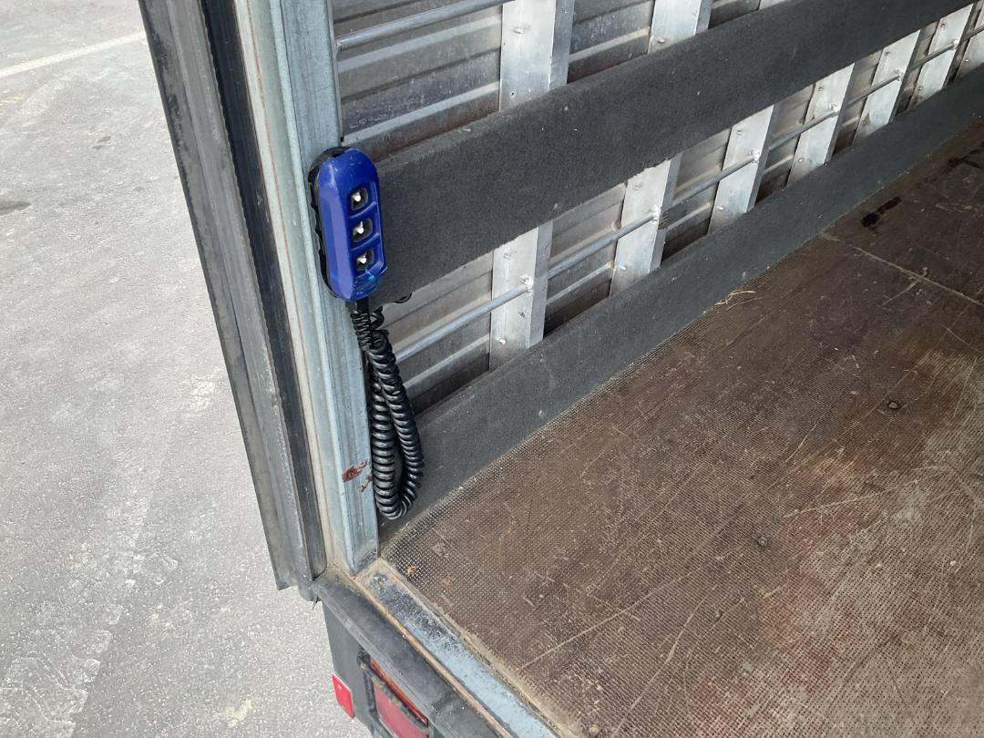 Photo '18' of Isuzu N Series NPR325M Box Body Photo '18' of Isuzu N Series NPR325M Box Body