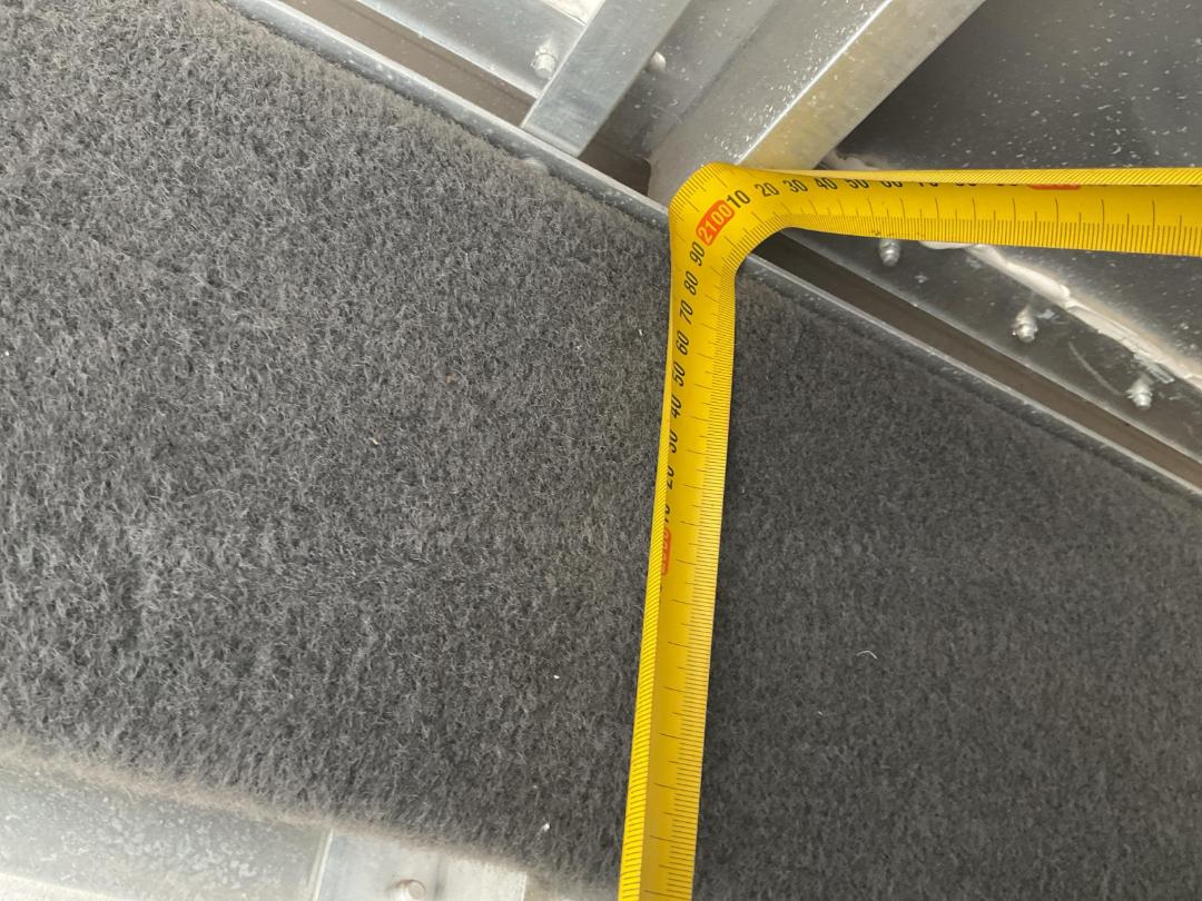 Photo '22' of Isuzu N Series NPR325M Box Body Photo '22' of Isuzu N Series NPR325M Box Body