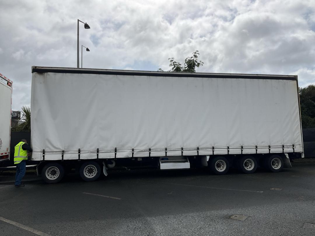 Photo '5' of JACKSON 5A CURTAIN Curtainsider B-Train Photo '5' of JACKSON 5A CURTAIN Curtainsider B-Train