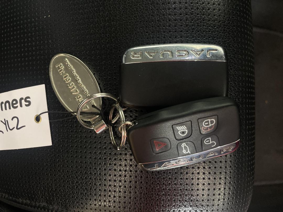 Photo '22' of Jaguar F-Pace Photo '22' of Jaguar F-Pace