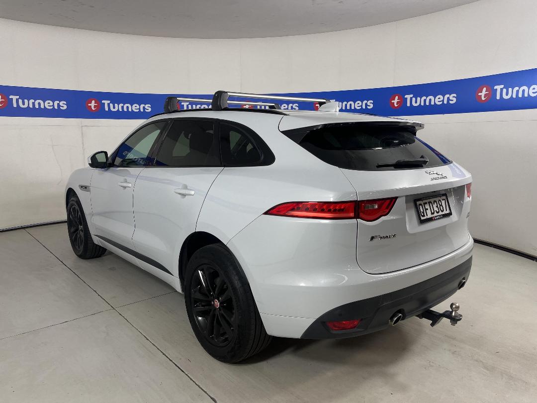 Photo '5' of Jaguar F-Pace Photo '5' of Jaguar F-Pace