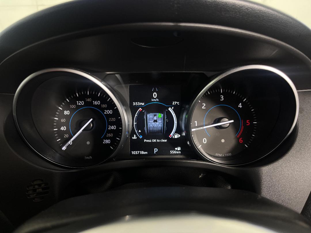 Photo '21' of Jaguar F-Pace Photo '21' of Jaguar F-Pace