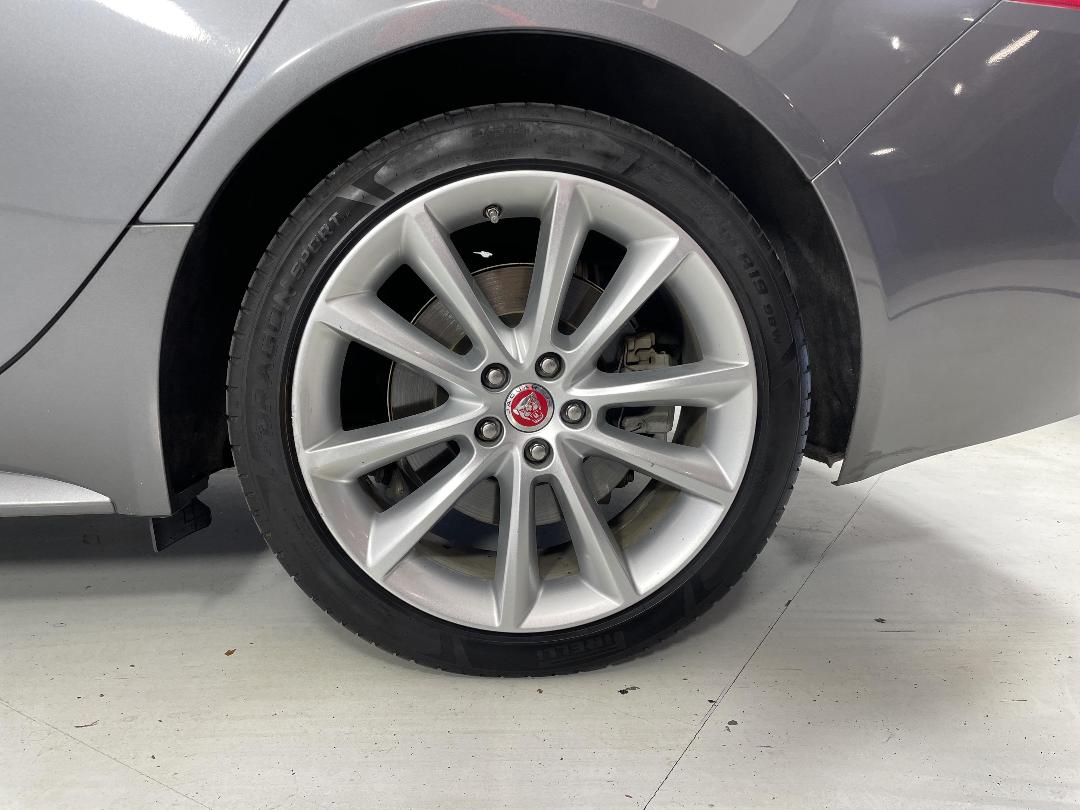 Photo '11' of Jaguar XF Photo '11' of Jaguar XF