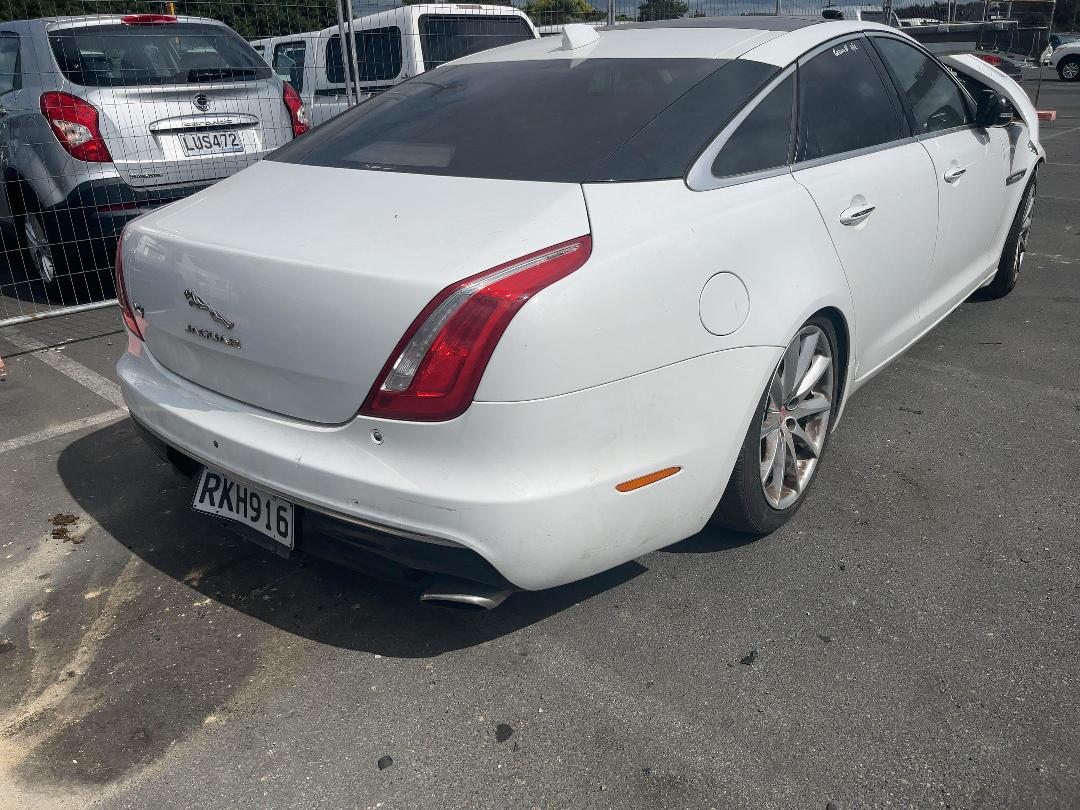 Photo '5' of Jaguar XJ Auto