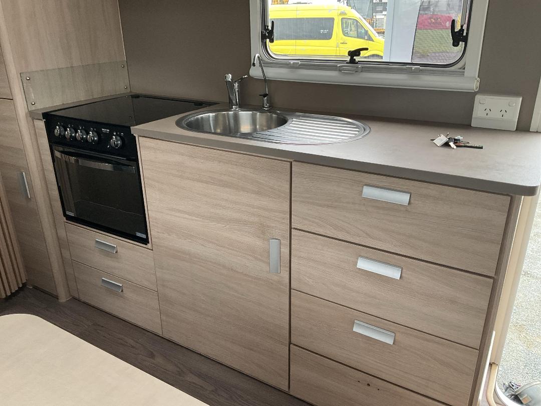 Photo '12' of JAYCO STARCRAFT Caravan - Tandem