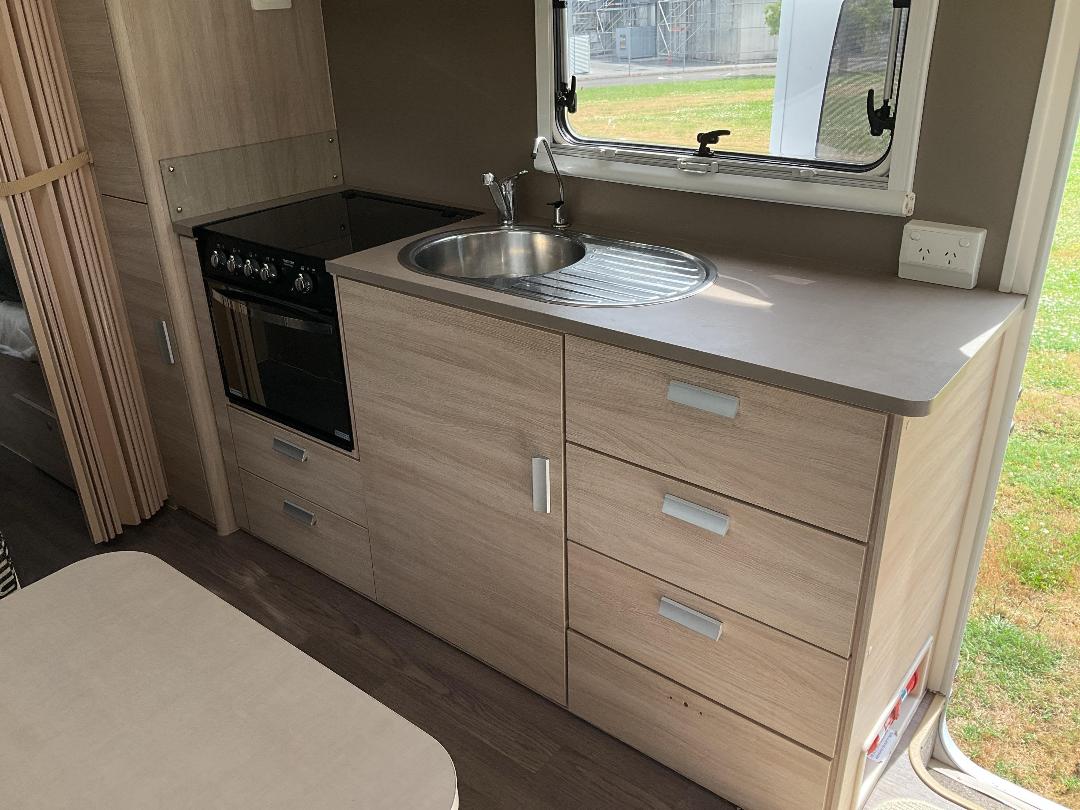 Photo '20' of JAYCO STARCRAFT Caravan - Tandem Photo '20' of JAYCO STARCRAFT Caravan - Tandem