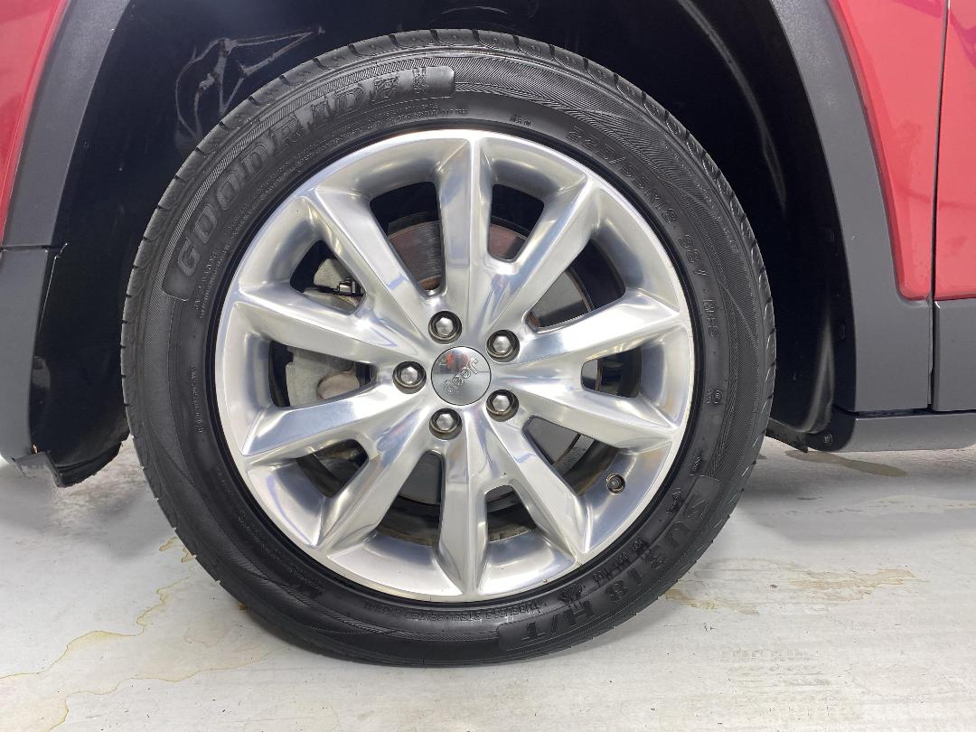 Photo '10' of Jeep Cherokee