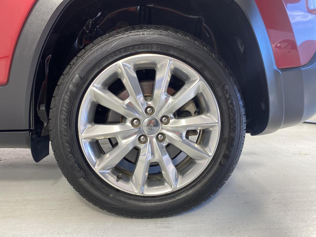 Photo '11' of Jeep Cherokee