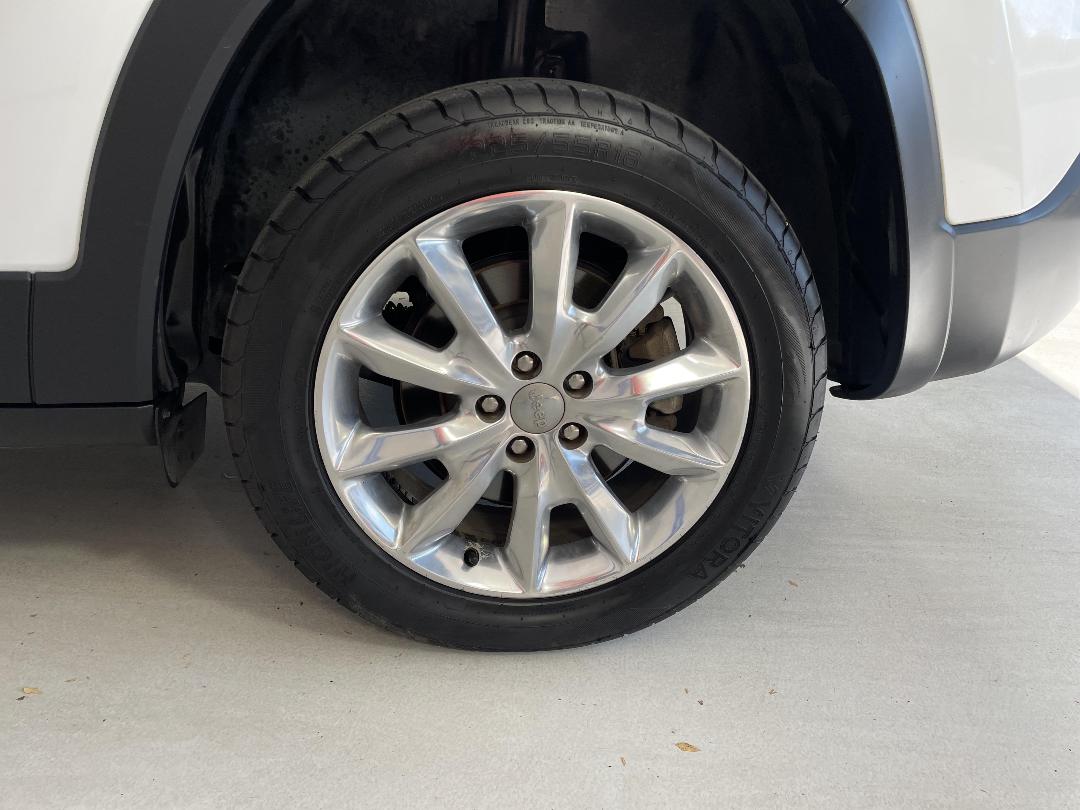 Photo '11' of Jeep Cherokee