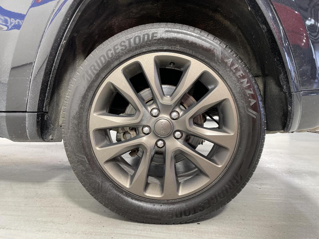 Photo '11' of Jeep Grand Cherokee