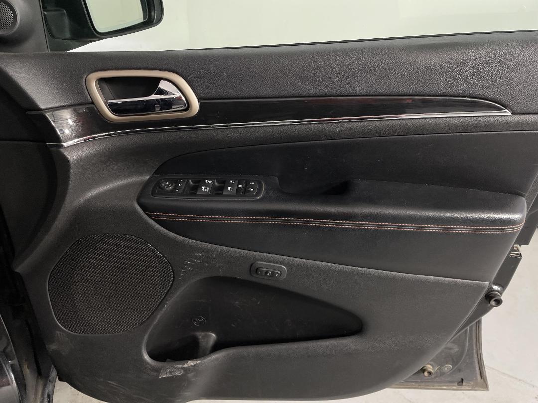 Photo '15' of Jeep Grand Cherokee